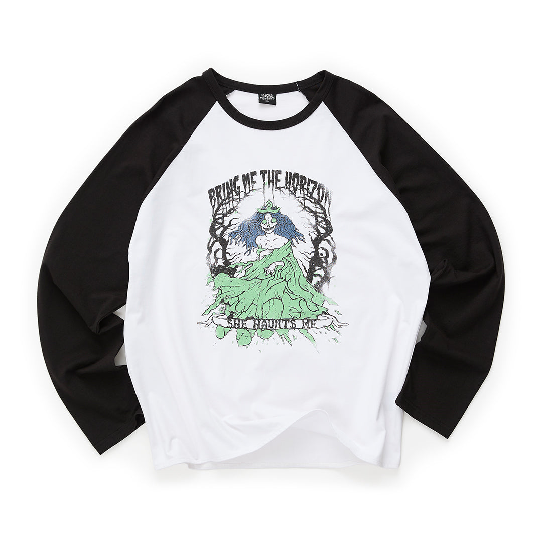She Haunts Me | Longsleeve T-Shirt